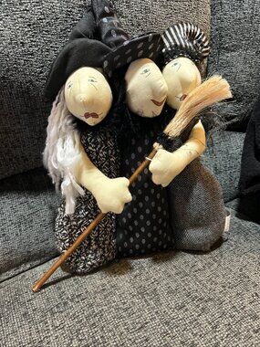 three sister witches
